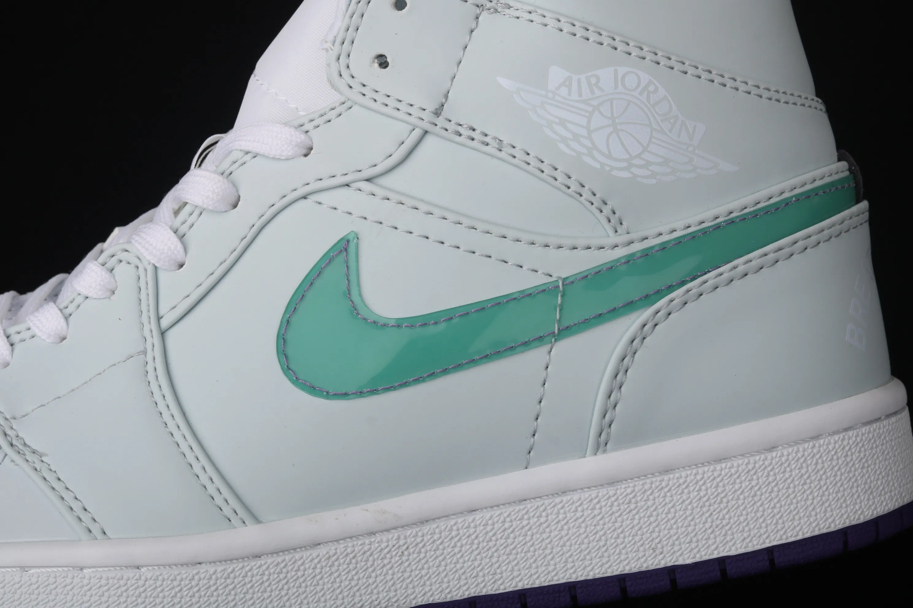 All categories Air Jordan Jordan series basketball shoes Air Jordan 1 High Air Jordan 1 Breathe CenterAJ1 Joe 1 mid-top white green purple mandarin duck CW5853-100
